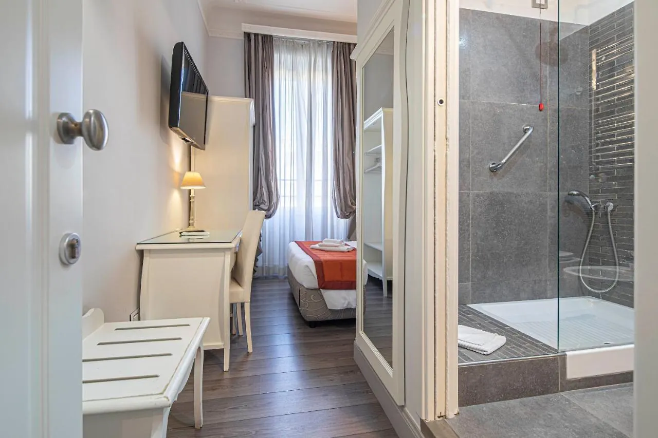 Suite Castrense Rom 2*,