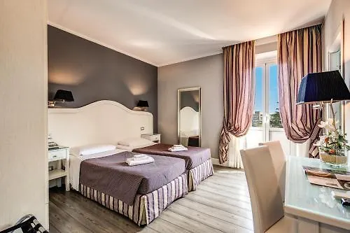Suite Castrense Rom Bed & Breakfast